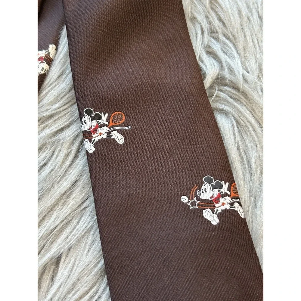 Vintage Men's Walt Disney Cervantes Brown‎ Tie Mens Mickey Mouse Tennis Theme